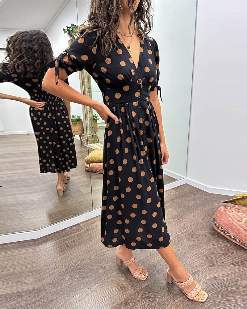 Fania – Jurk met Polkadots en V-Hals