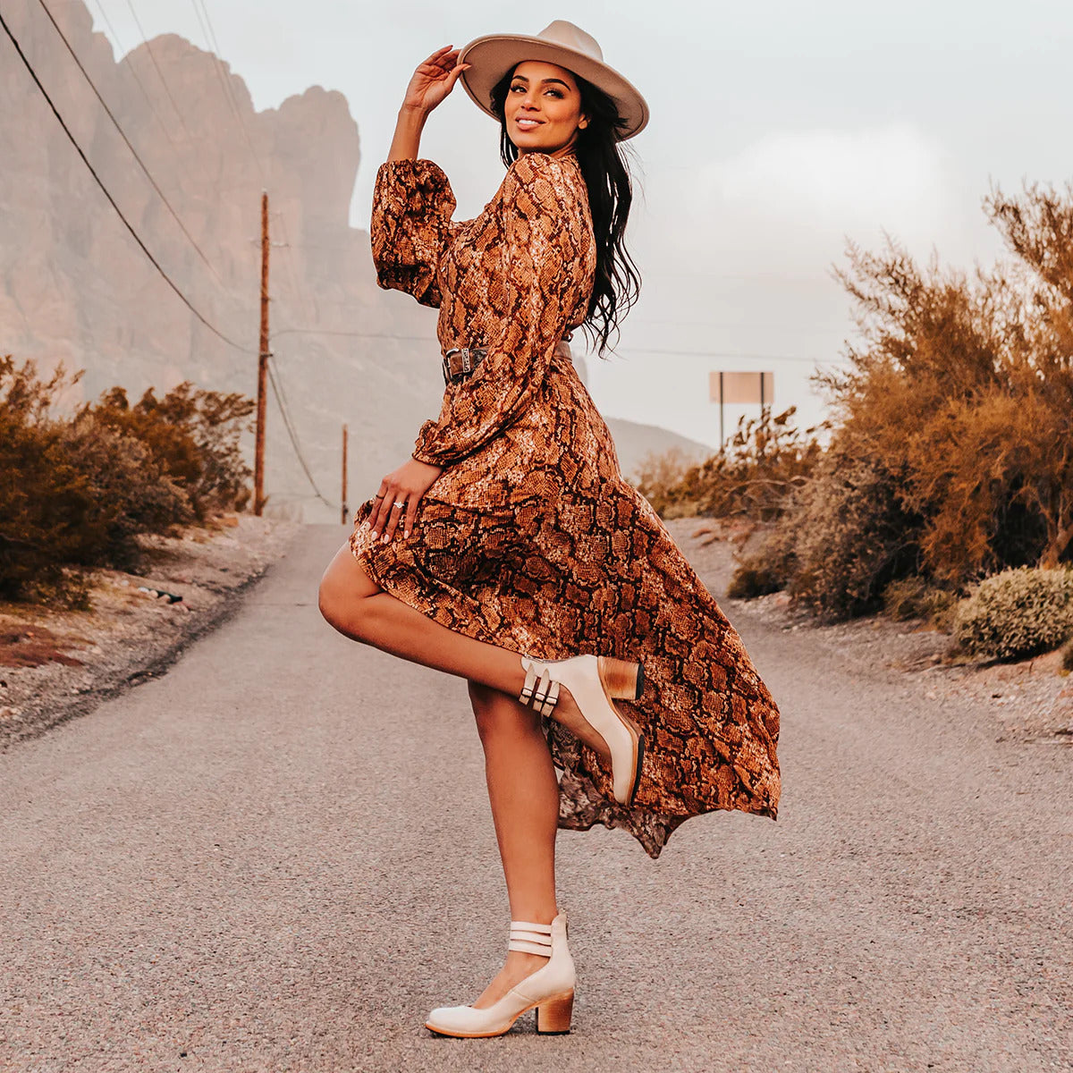 Ever – Dames Enkellaarsjes met Ronde Neus en Blokhak