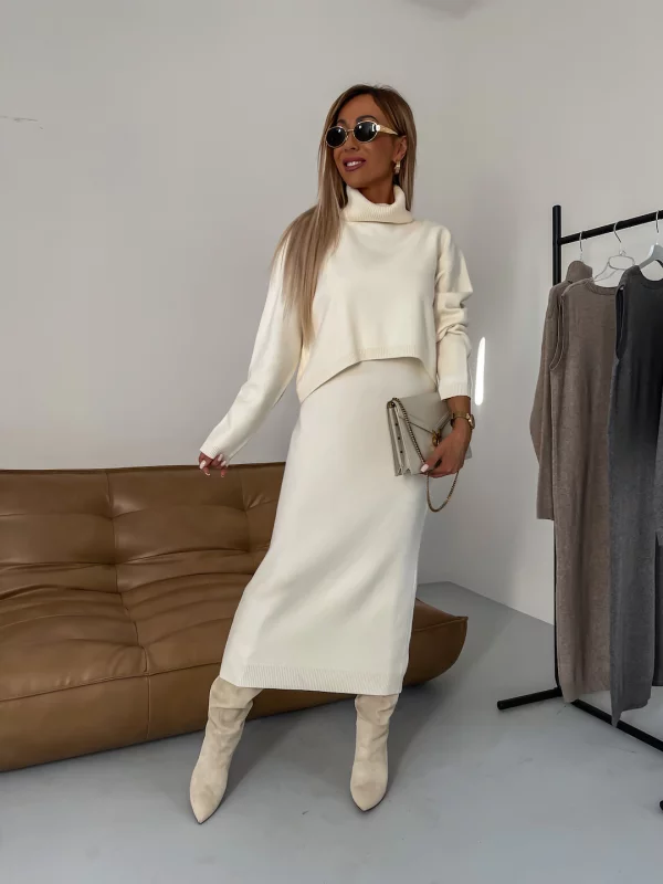 Audrey – Coltrui Trui en Rok Set