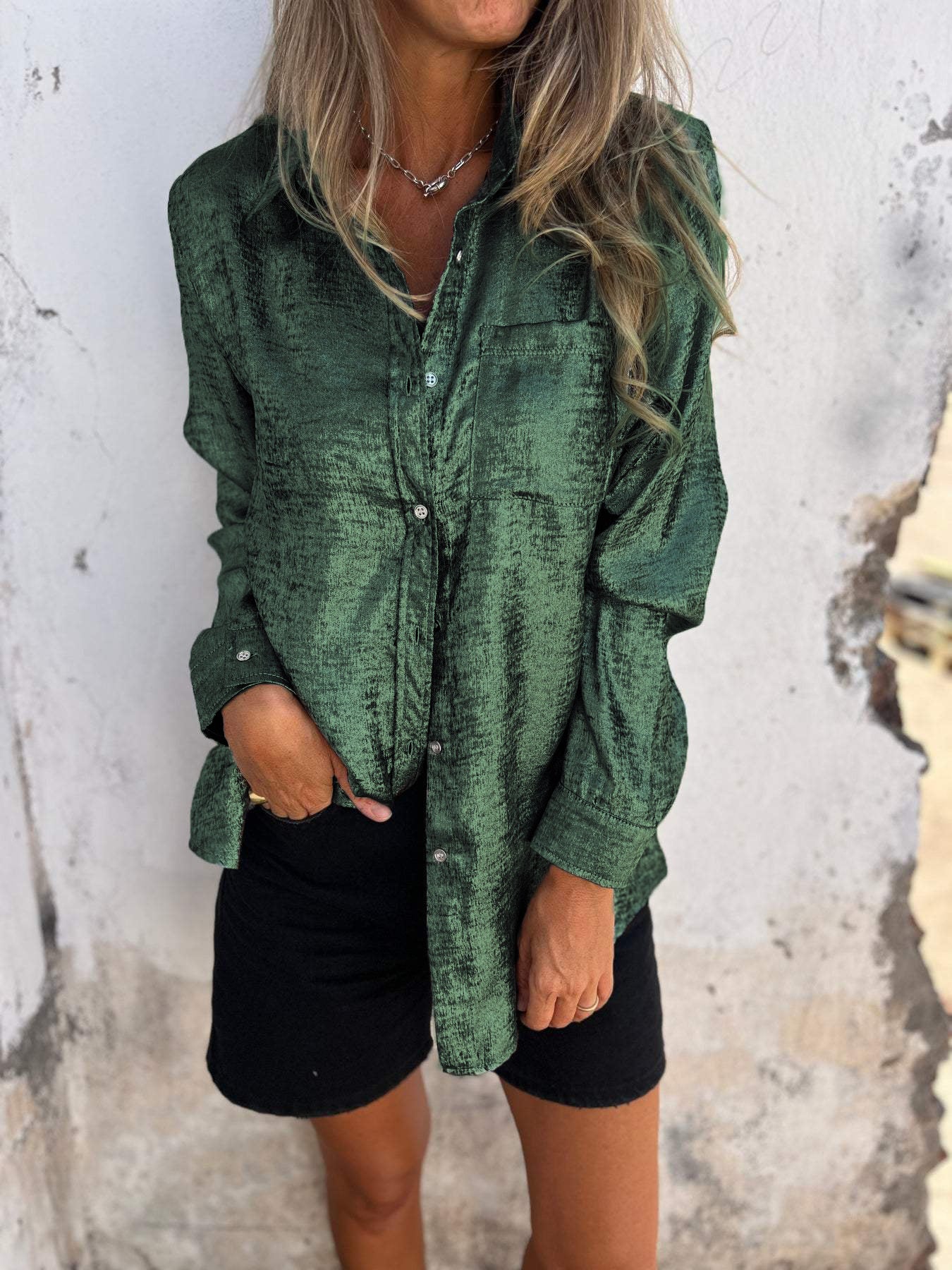 Zella – Chique Glansshirt
