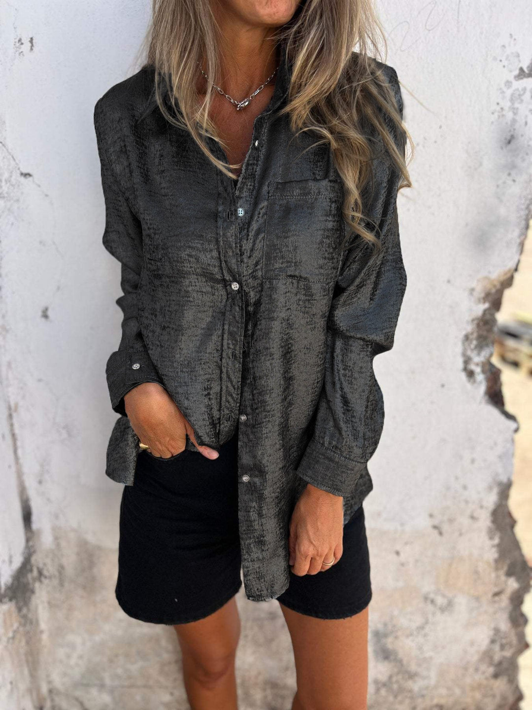Zella – Chique Glansshirt