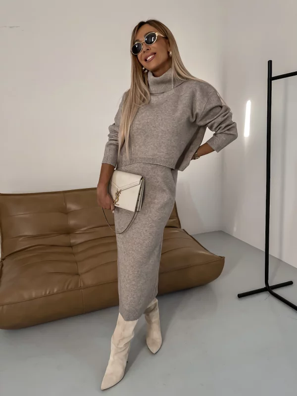 Audrey – Coltrui Trui en Rok Set