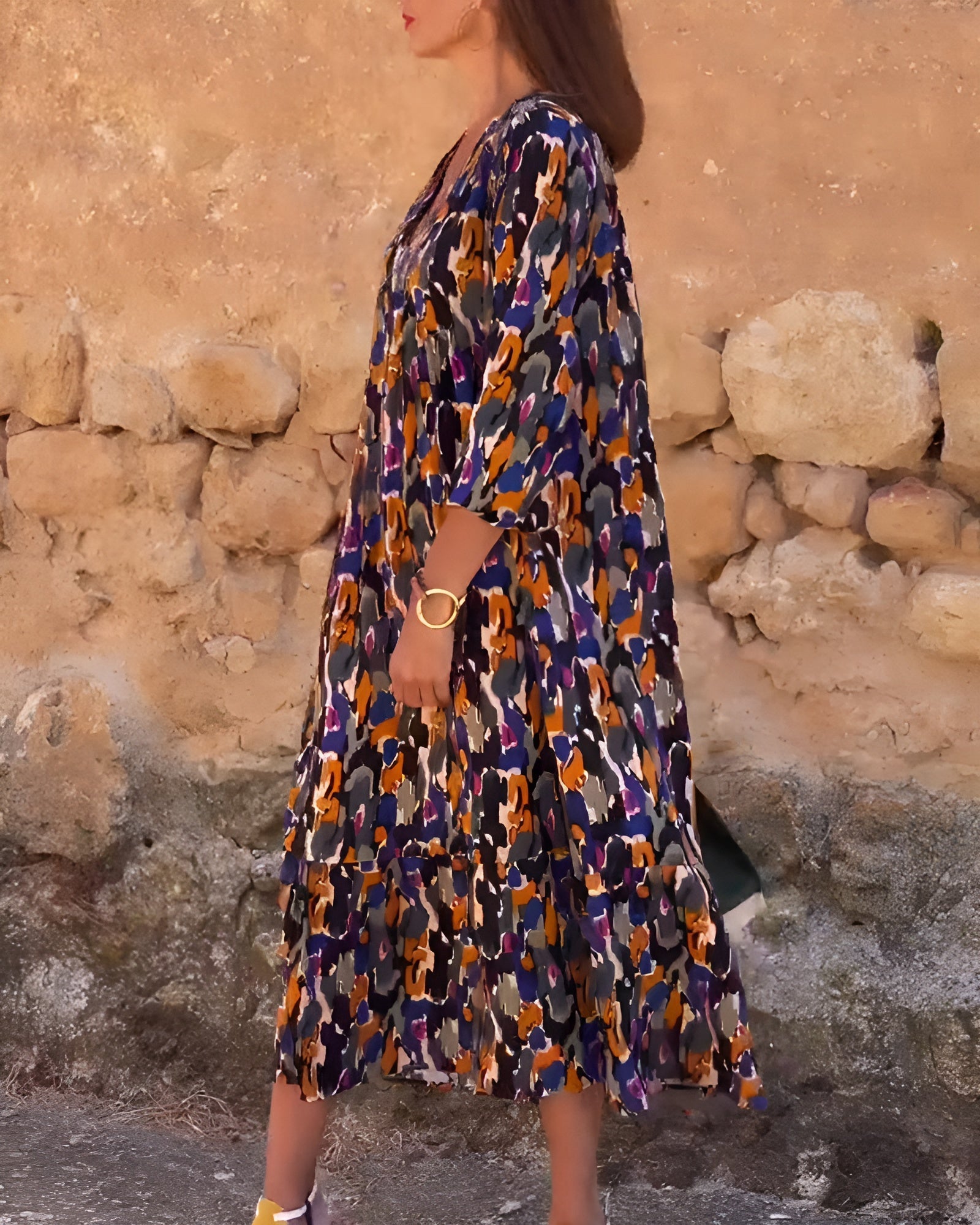 Emmas® | V-hals jurk met retroprint