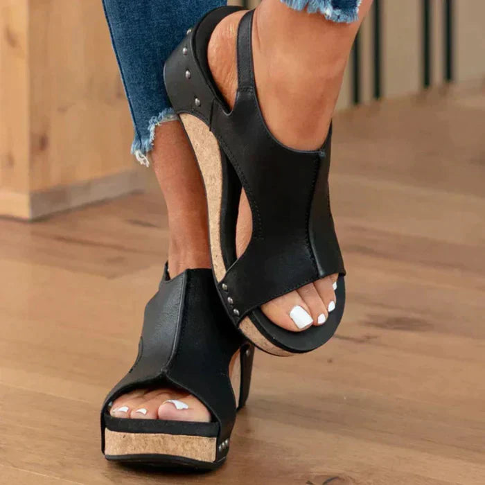Madeline – Stijlvolle Sleehak Sandalen