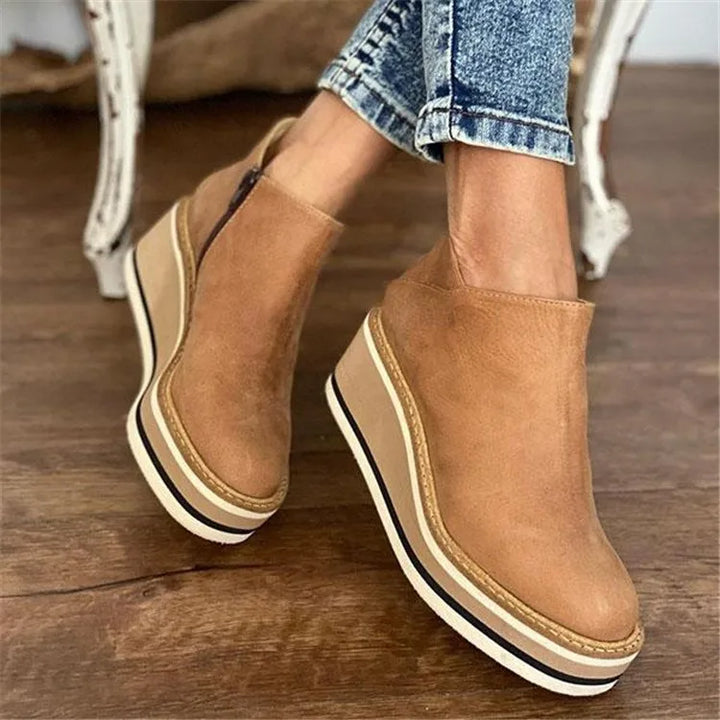 Xanthe - Trendy Dames Enkellaarsjes met Sleehak