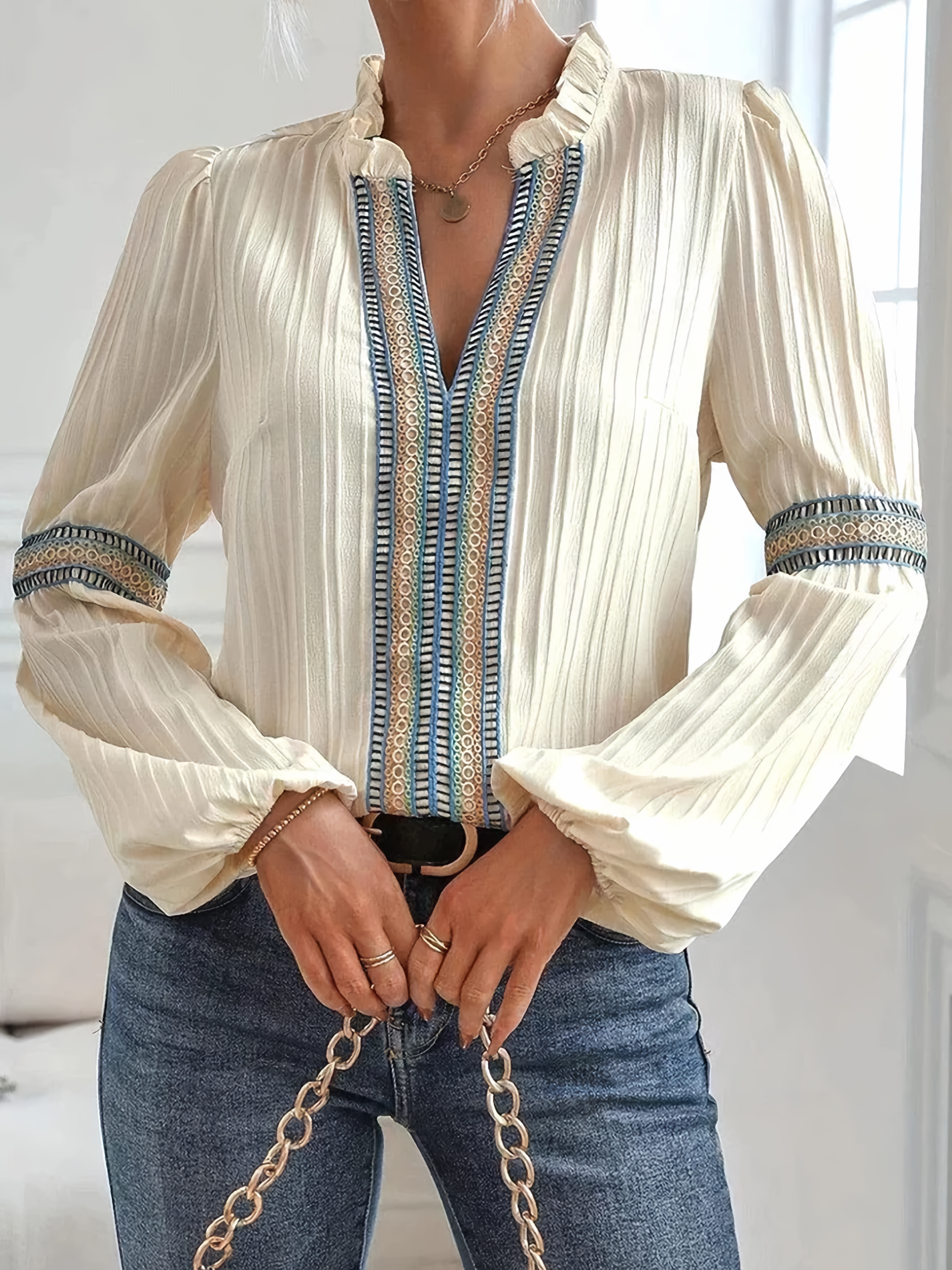 Valerie – Prachtige Blouse met V-Hals