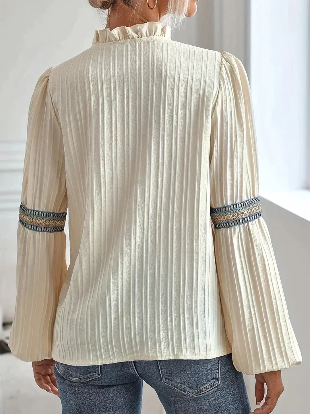 Valerie – Prachtige Blouse met V-Hals