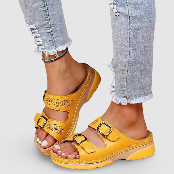 Tamsin – Orthopedische Sleehak Sandalen met Dubbele Knoop