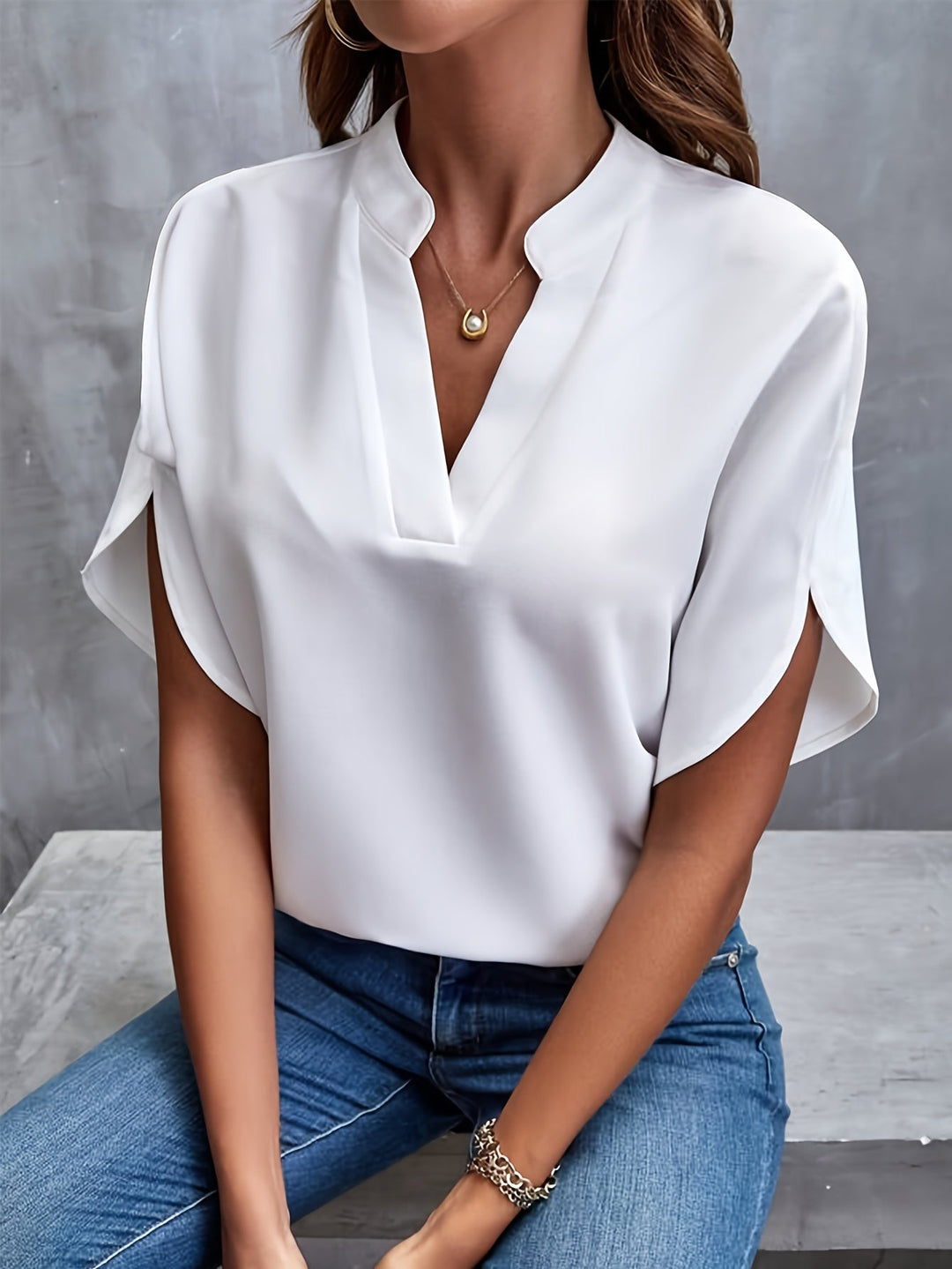 Mina – Luxe Elegante Blouse