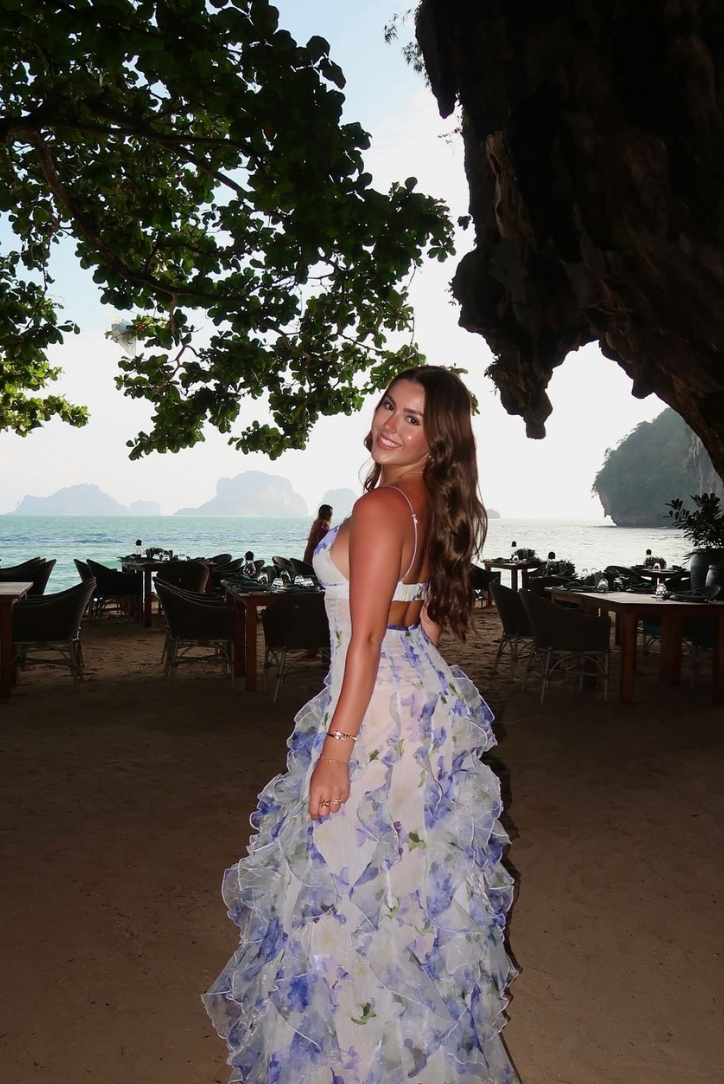 Gloria - Bloemenjurk met Uitsnijding en Split voor op het Strand