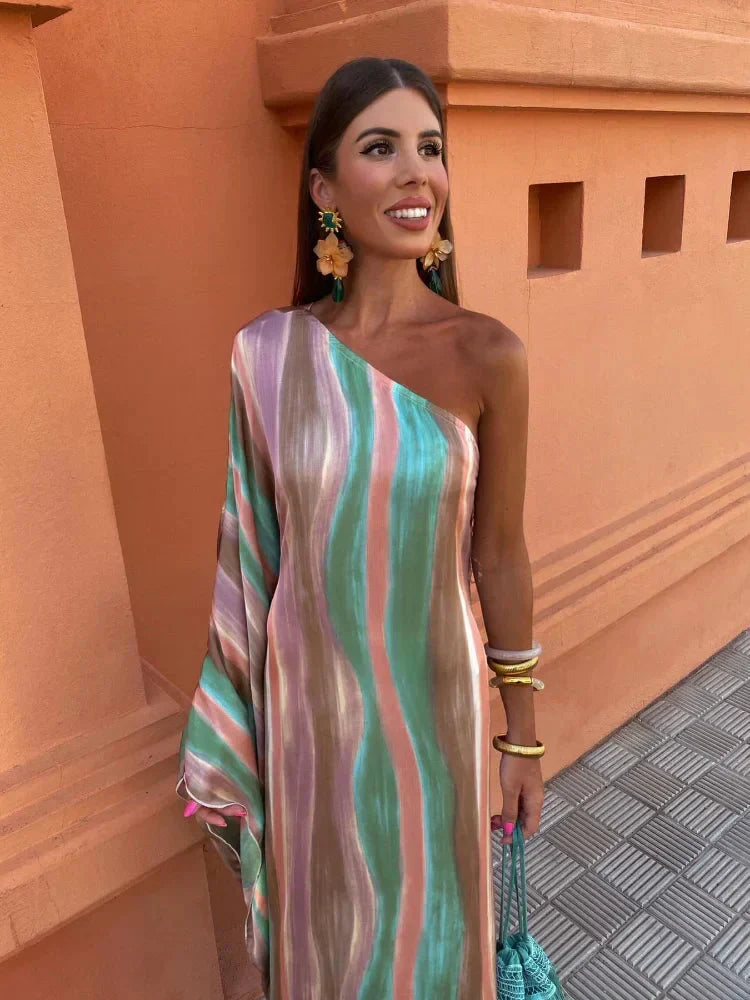 Lily - Asymmetrische Elegantie met een Gedurfde Twist