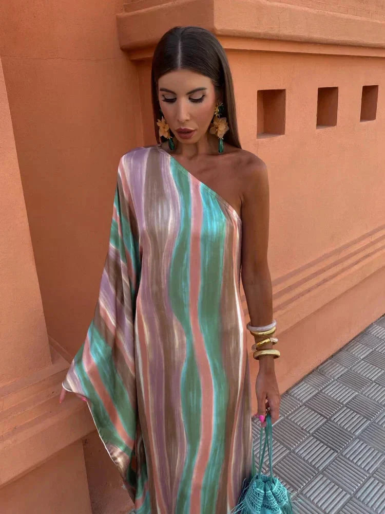 Lily - Asymmetrische Elegantie met een Gedurfde Twist