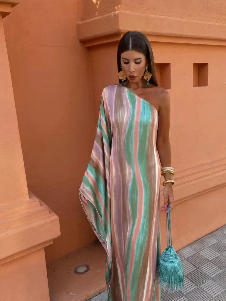 Lily - Asymmetrische Elegantie met een Gedurfde Twist
