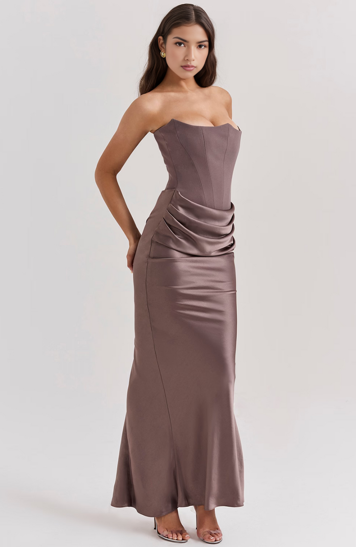 Hera – Elegante Retro Straploze Feestjurk in Effen Kleur