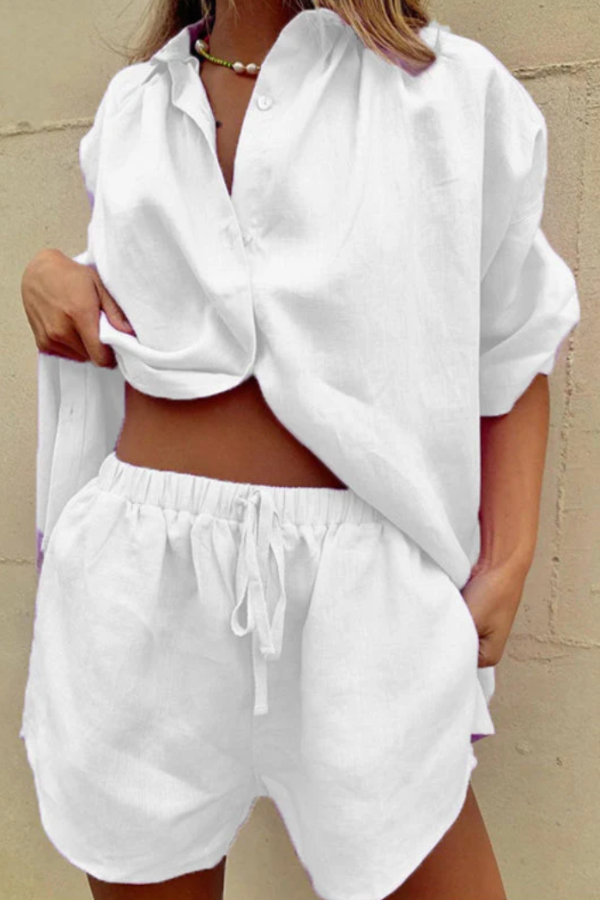Beatrice - Oversized Overhemd met Knopen en Short Set