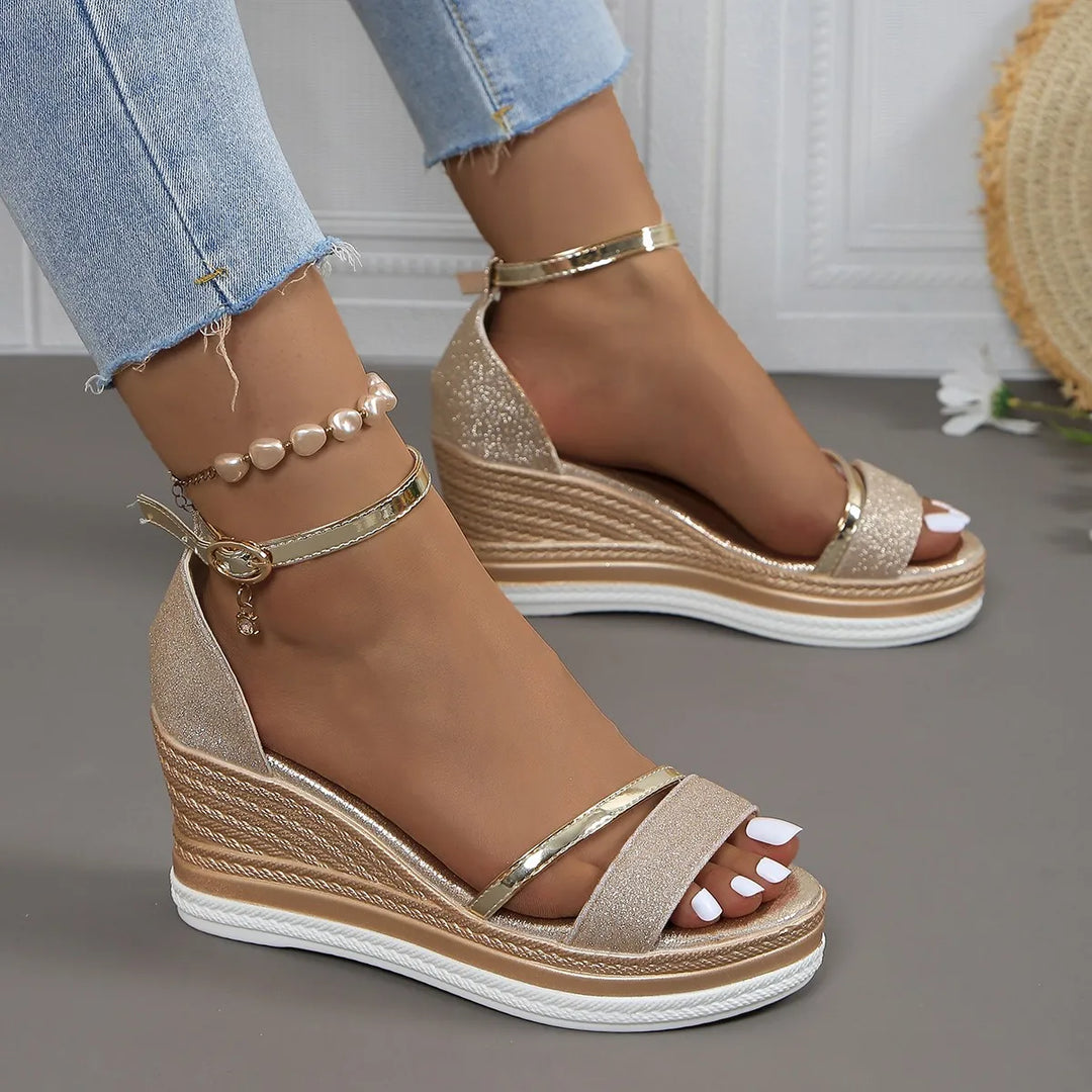 Maren – Comfortabele Platformsleehak Sandalen