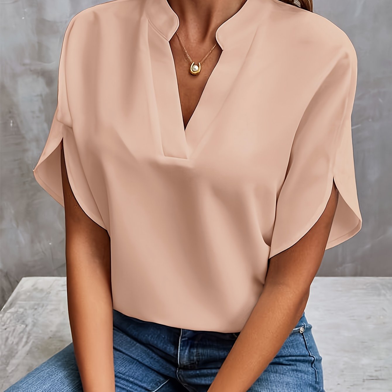 Mina – Luxe Elegante Blouse