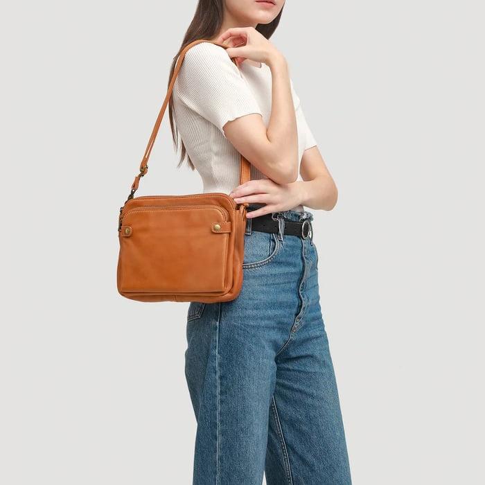 Jovie - Strakke Crossbodytas met Drie Lagen