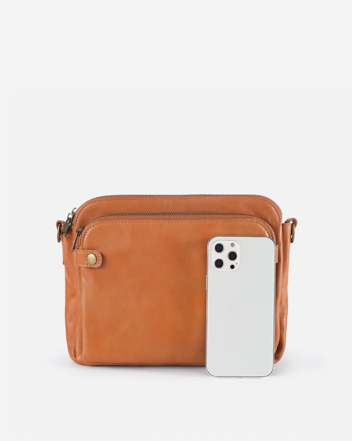 Jovie - Strakke Crossbodytas met Drie Lagen