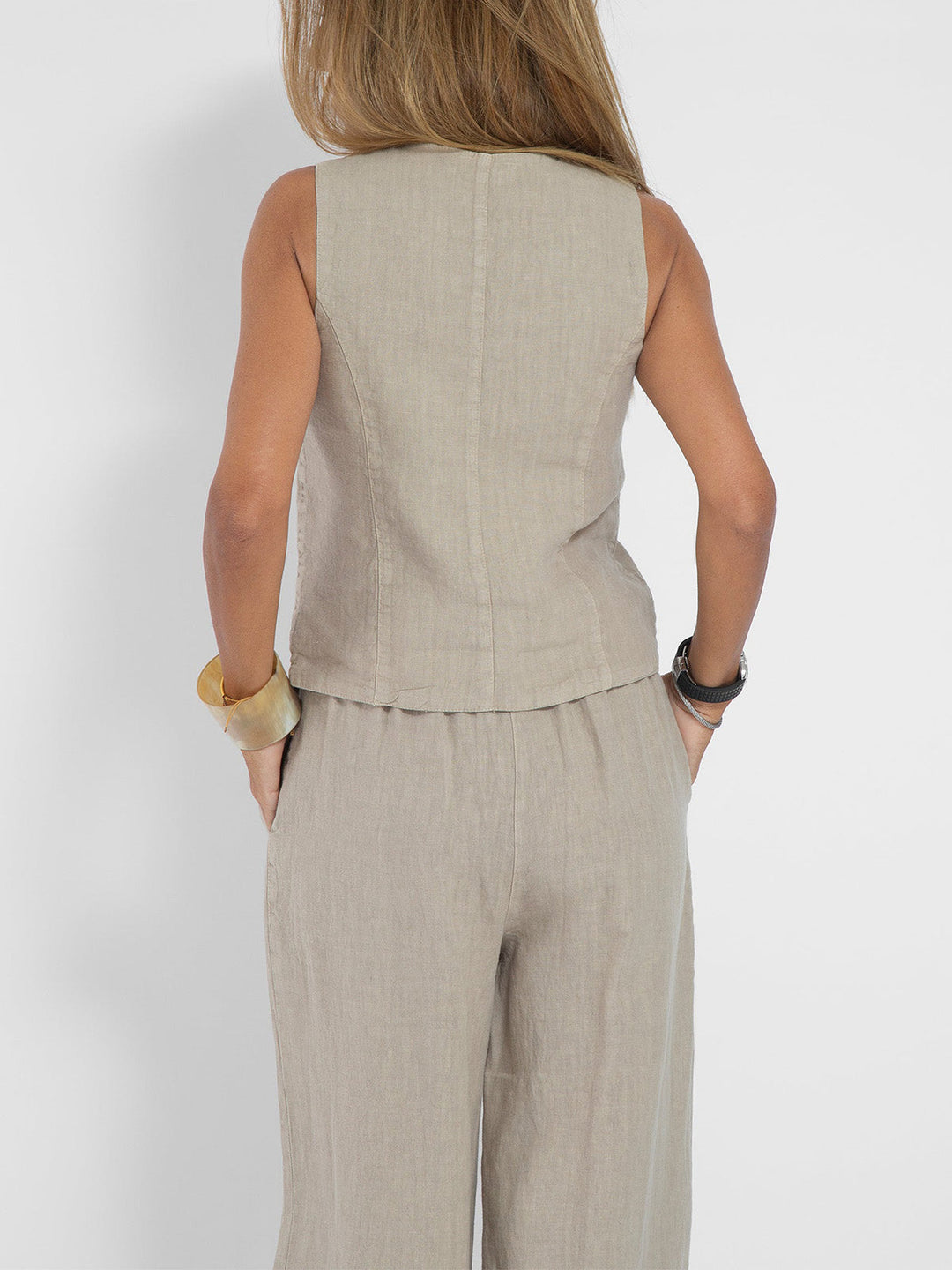 Aira – Geknoopte Bodywarmer & Broek met Wijde Pijpen Set