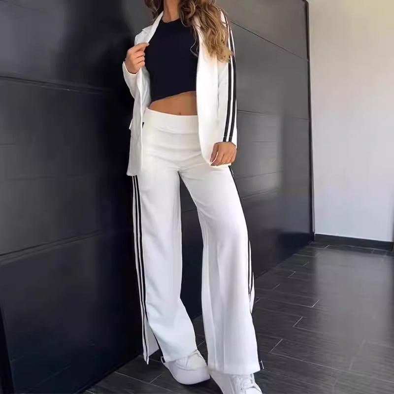 De Gestreepte Set