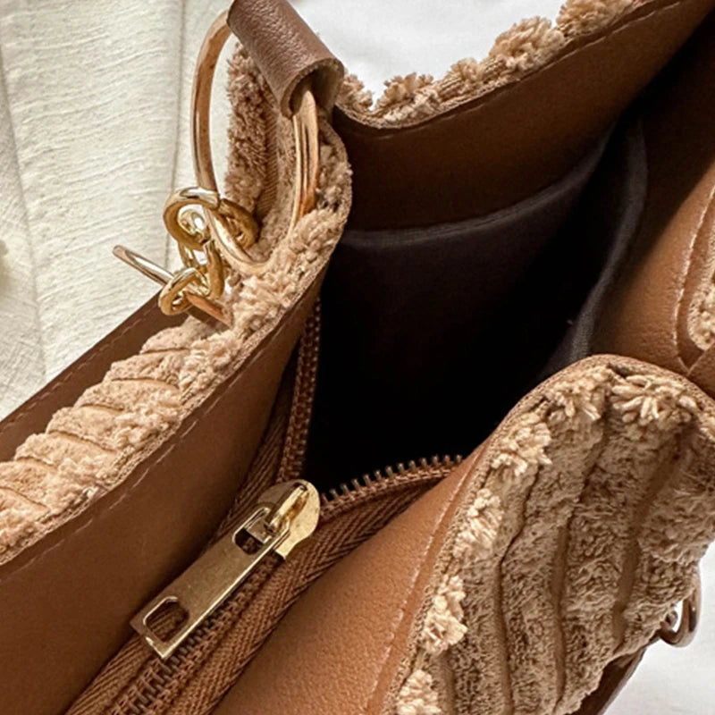 Maria – Modieuze Ribfluwelen Draagtas