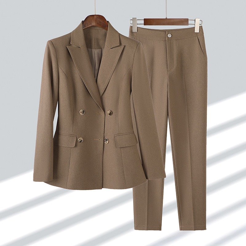 Aven – Klassieke 4-Knoop Blazer met Bijpassende Broekenset