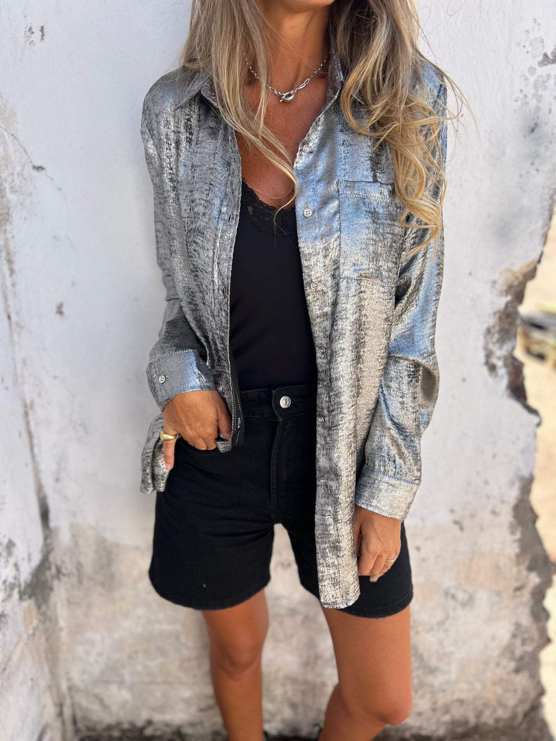 Zella – Chique Glansshirt