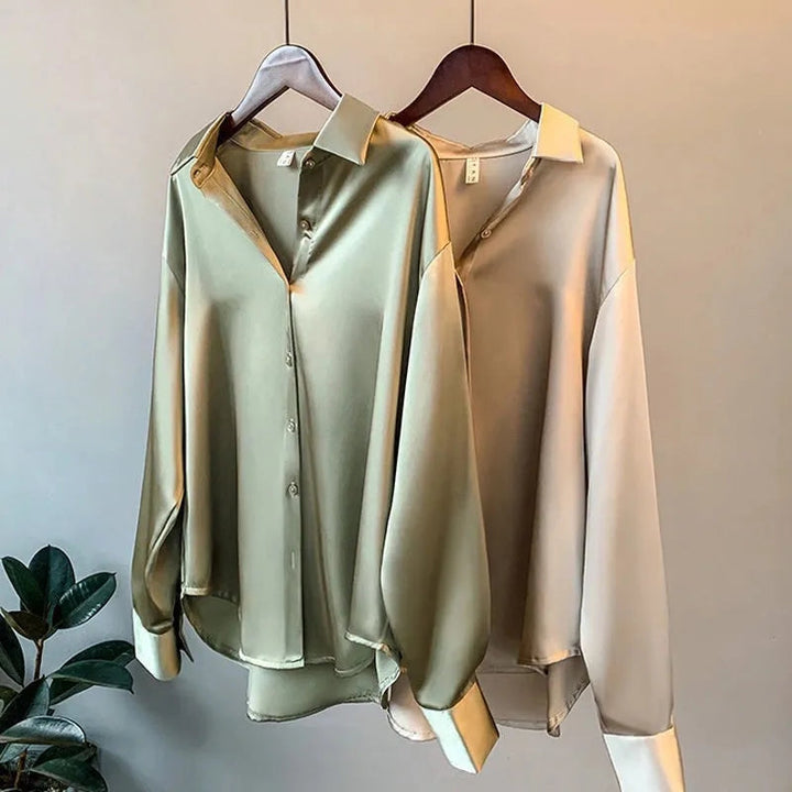 Monica - Satijnen Damesblouse